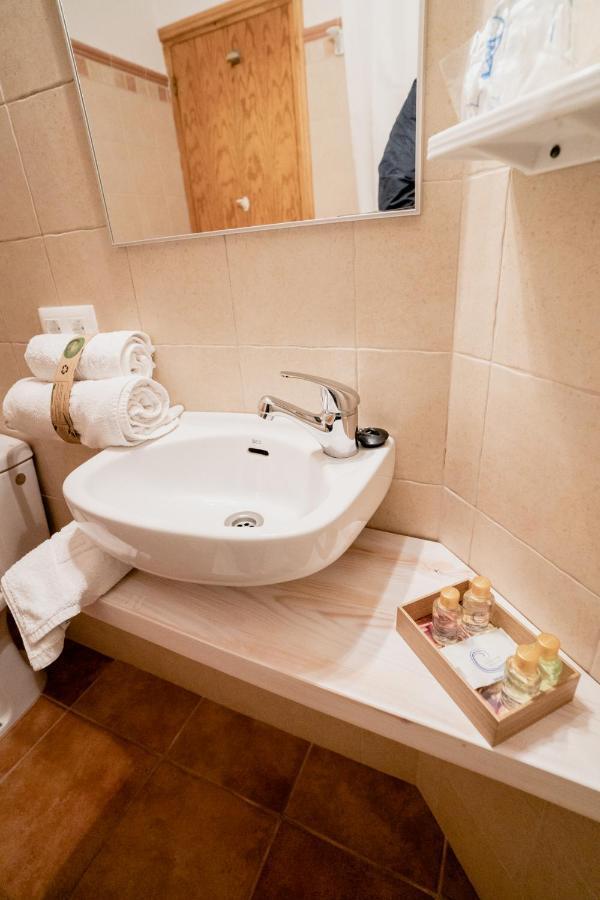 Hostal Sa Posada Set Cales Ciutadella  Dış mekan fotoğraf